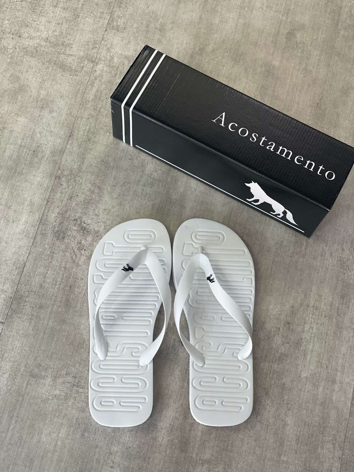 Chinelo Acostamento