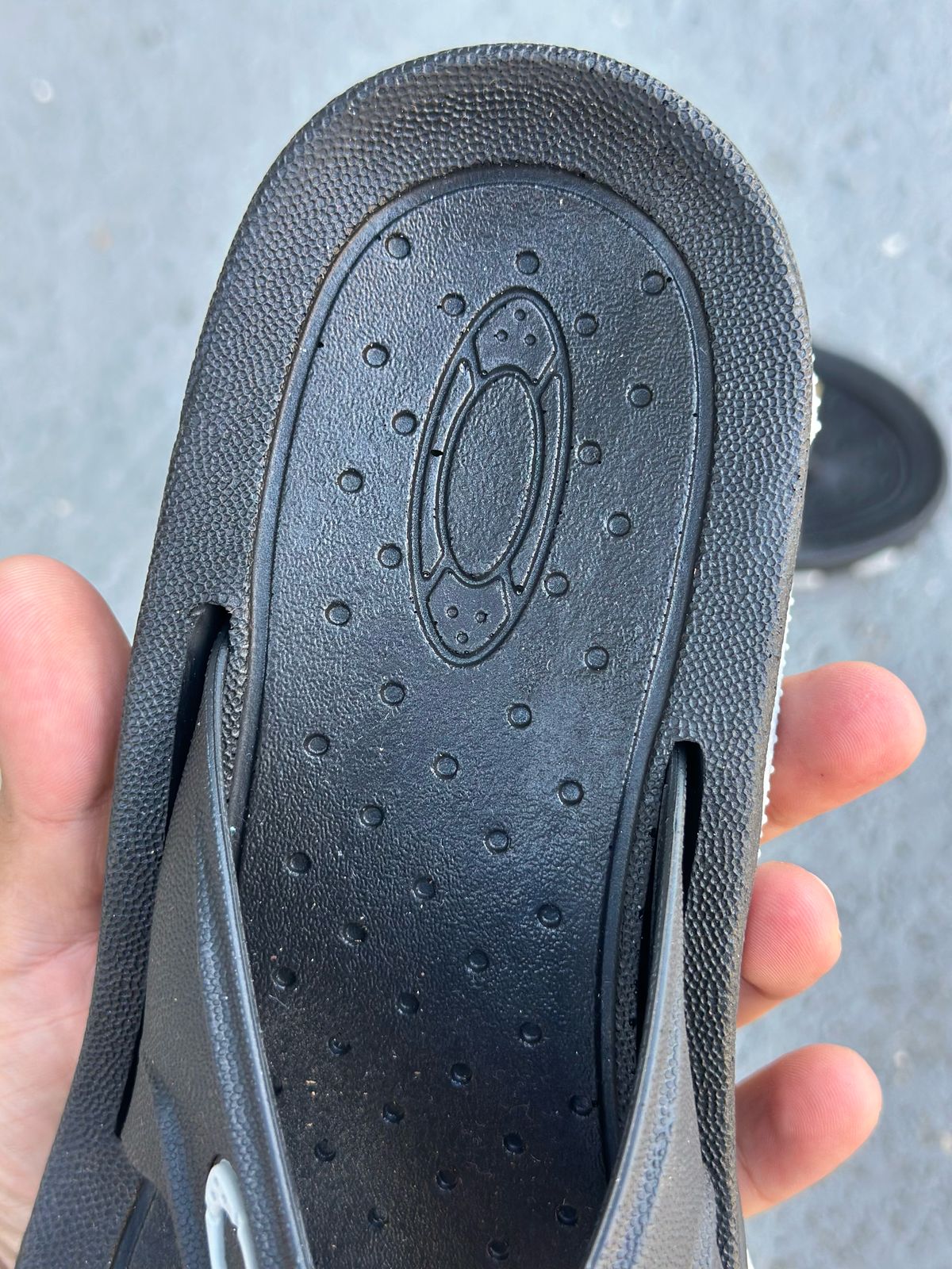 Chinelo Oakley
