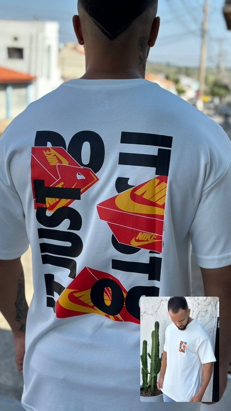 Camiseta Oversized Nike JUST DO IT- Branca