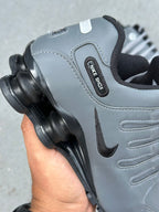 Shox NZ Cinza