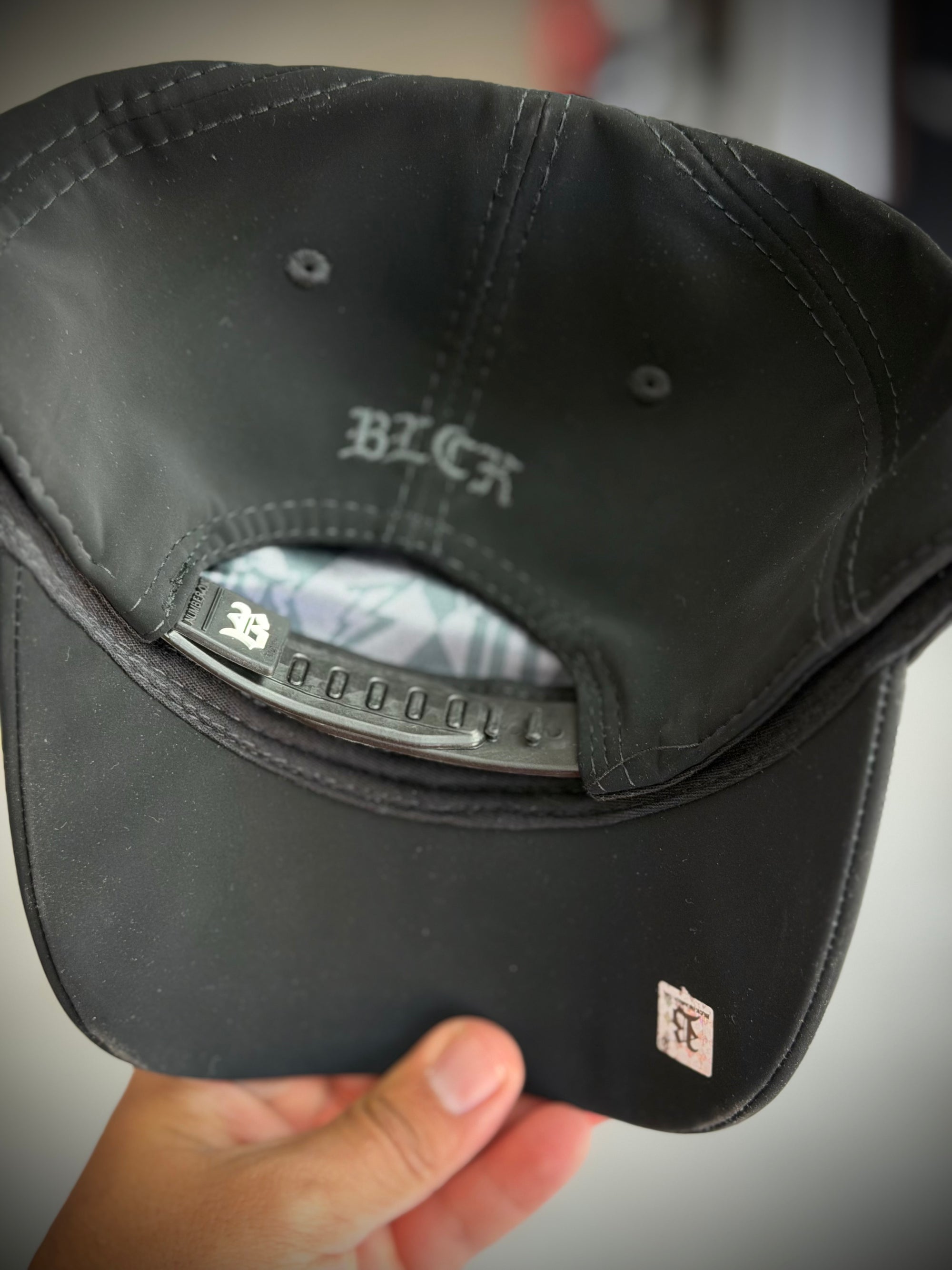 Boné BLCK