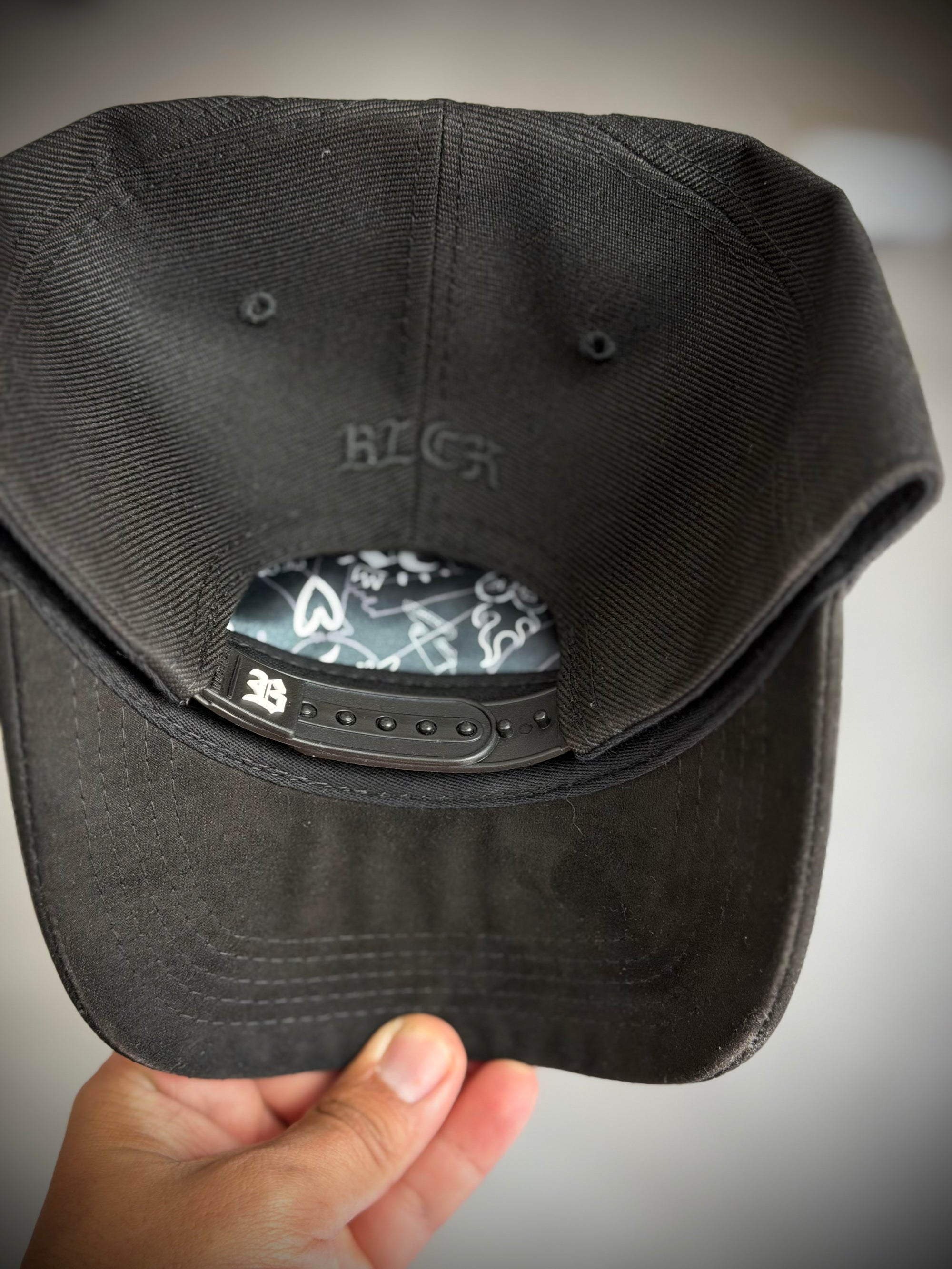 Boné BLCK