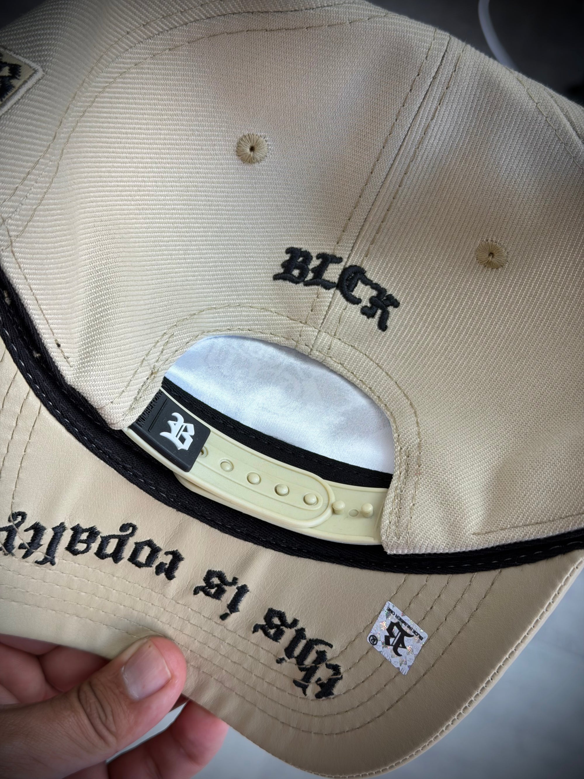 Boné BLCK