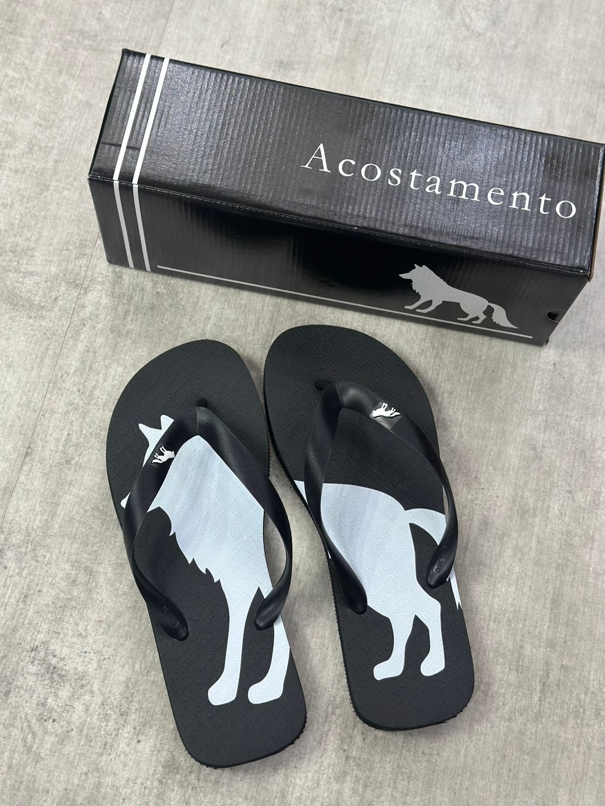 Chinelo Acostamento