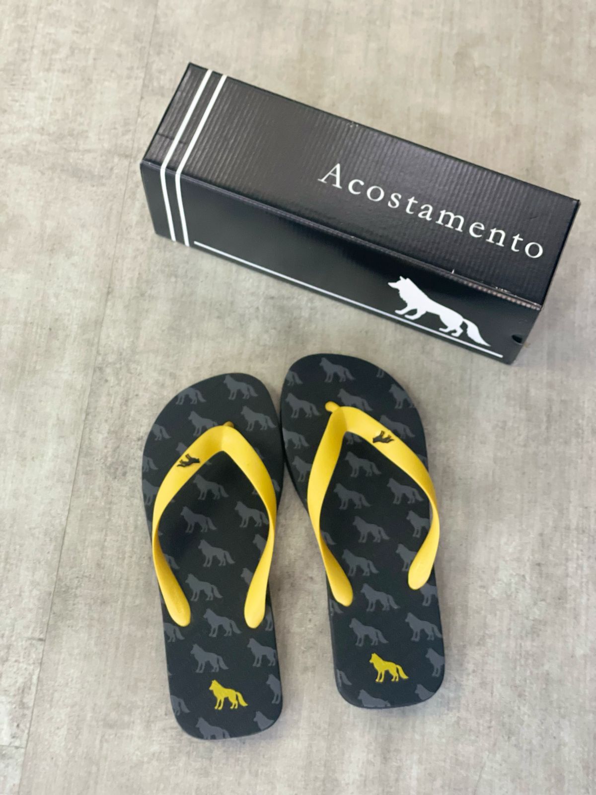 Chinelo Acostamento