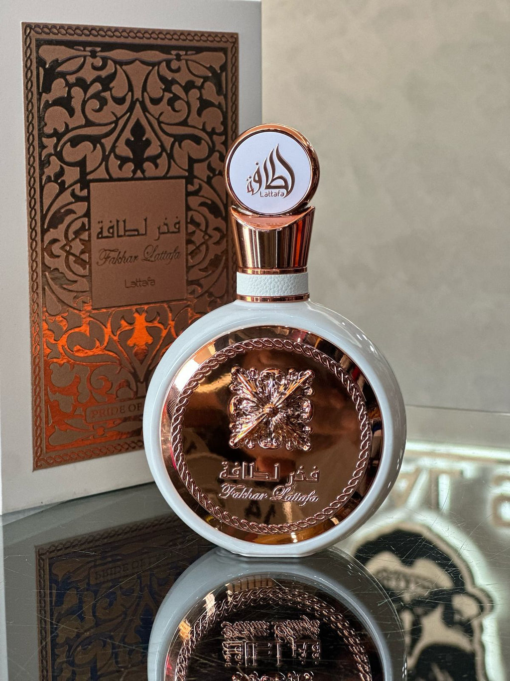 Perfume Arabe Fakhar Lattafa