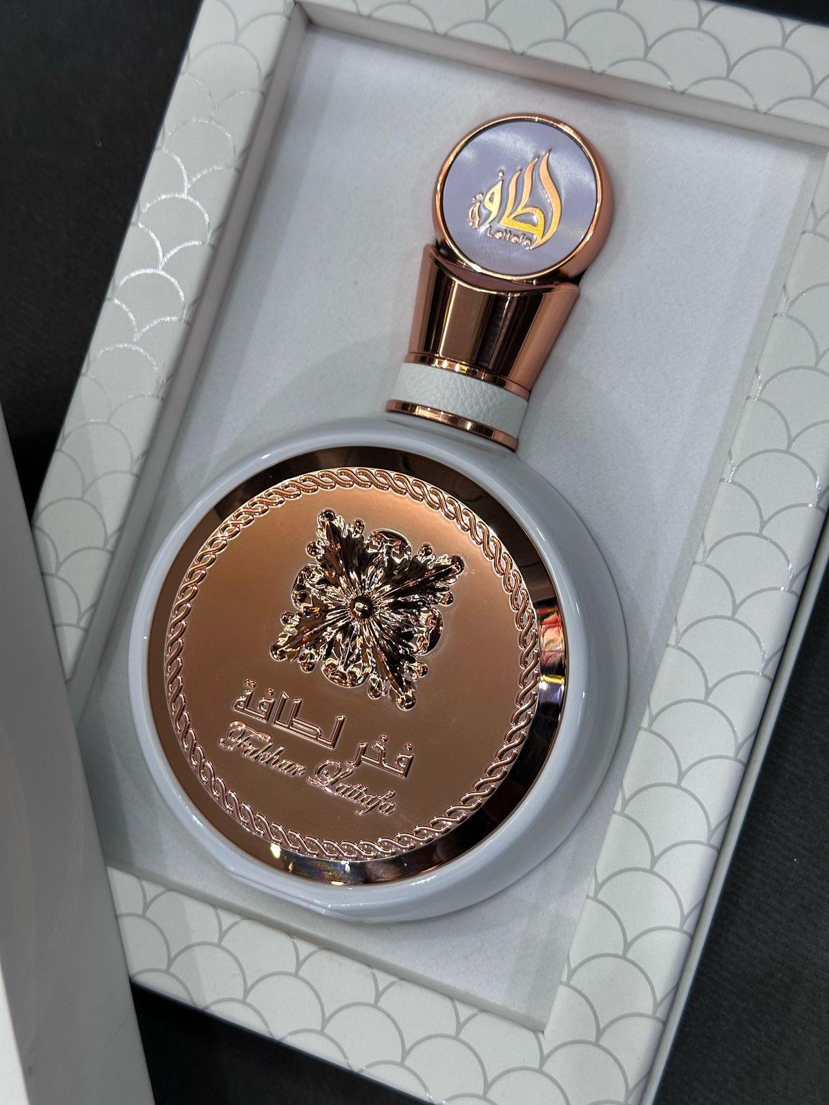 Perfume Arabe Fakhar Lattafa