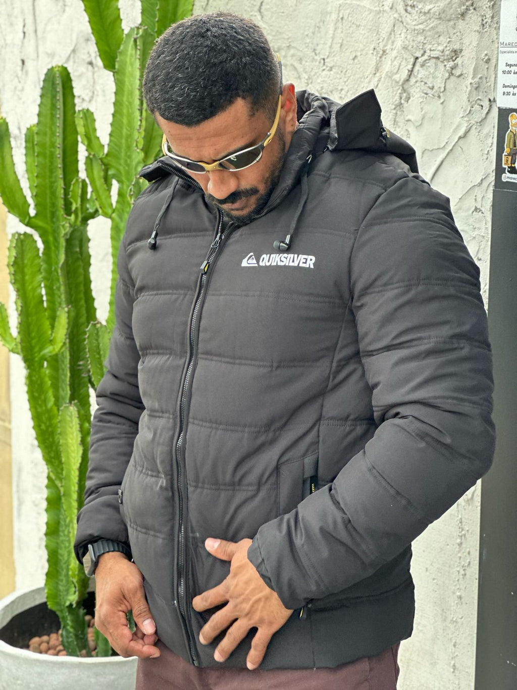 Bobojaco Peluciado Com Fones De Ouvido