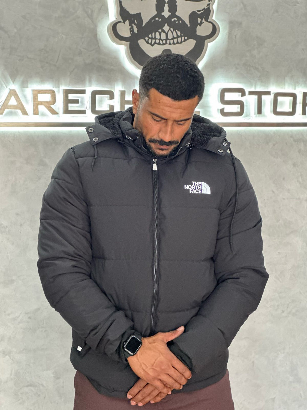 Bobojaco Peluciado Com Fones De Ouvido