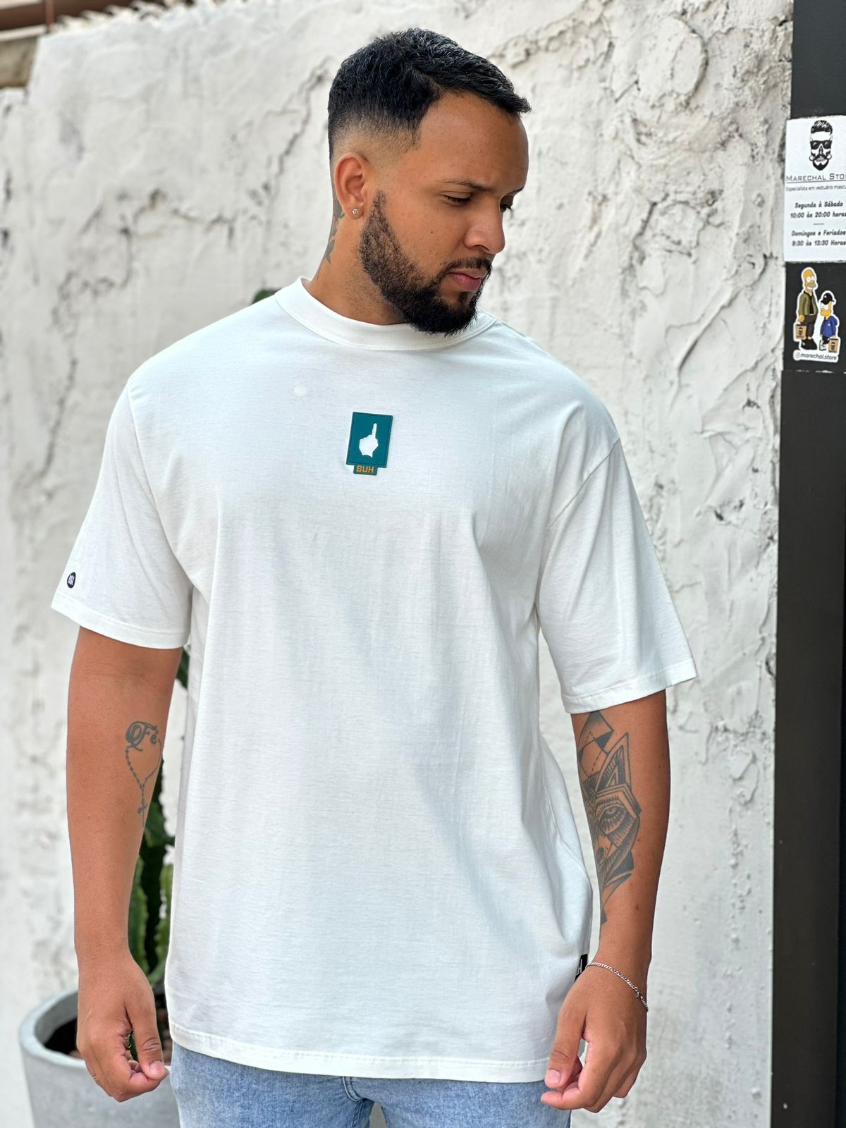 Camiseta Oversized Buh