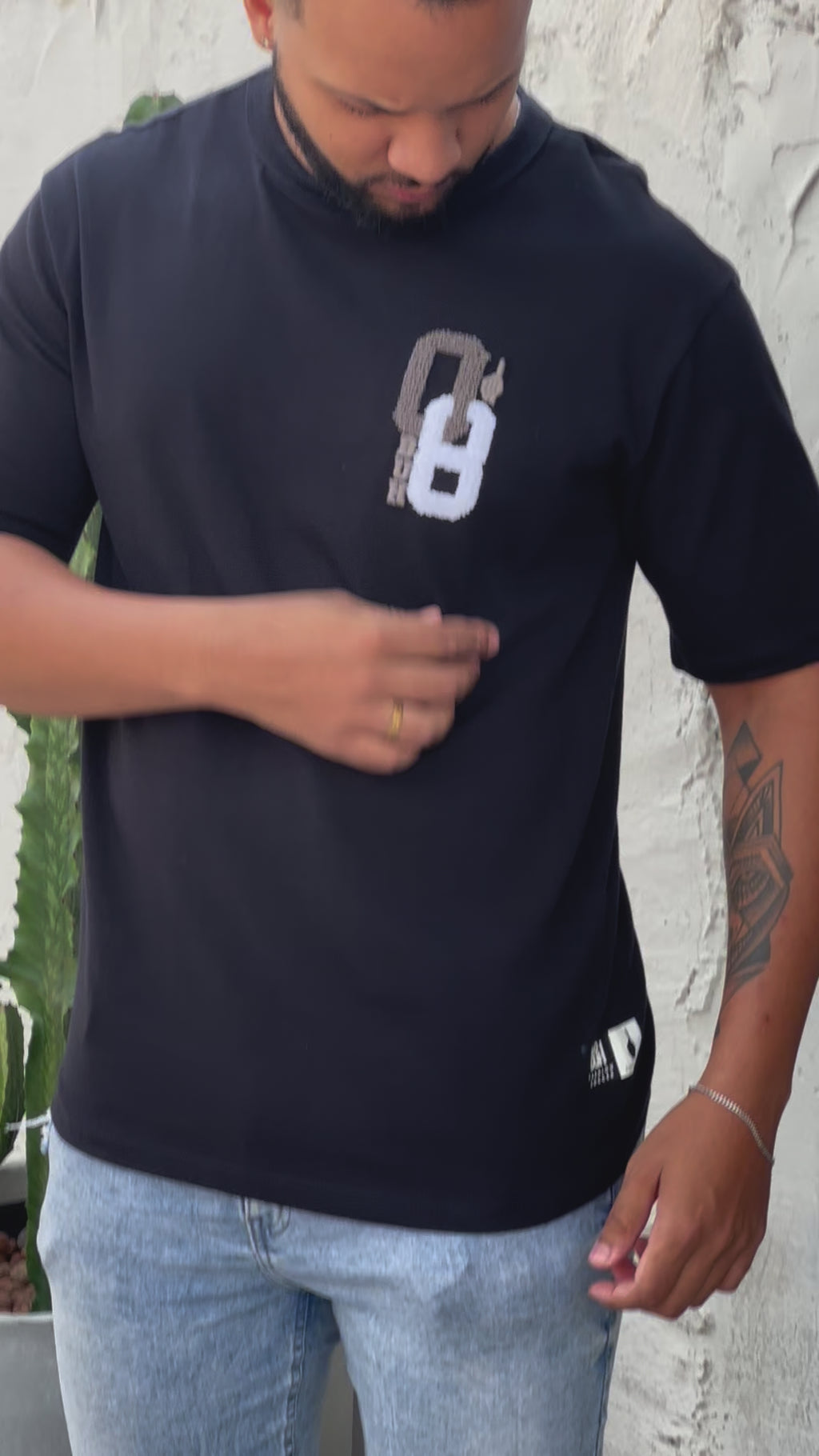 Camiseta Oversized Buh